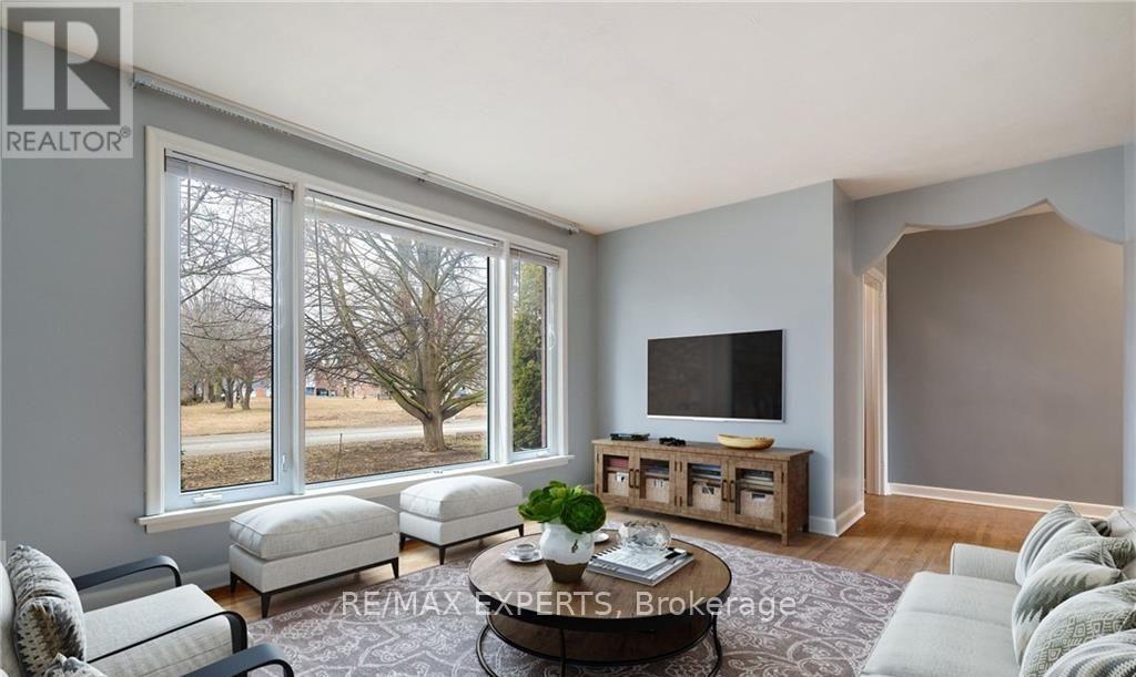 15 East Avenue, New Tecumseth, Ontario  L9R 1X3 - Photo 8 - N12916674