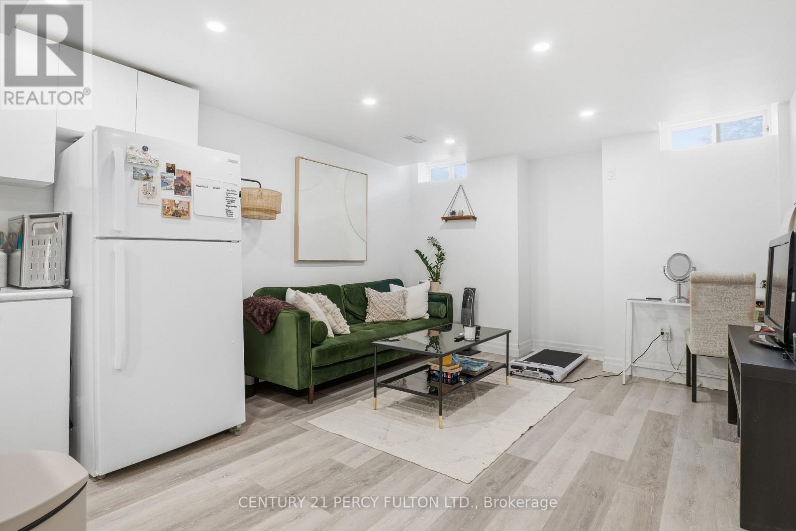 Basement - 907 Oaktree Crescent, Newmarket, Ontario  L3X 2Z1 - Photo 6 - N12916724