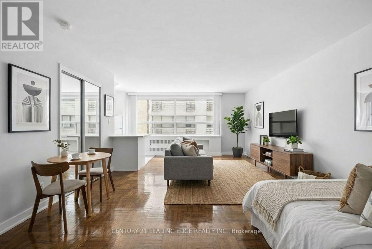 404 - 103 Avenue Road, Toronto, Ontario  M5R 2G9 - Photo 2 - C12916642