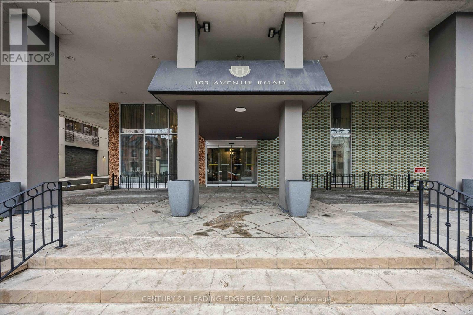 404 - 103 Avenue Road, Toronto, Ontario  M5R 2G9 - Photo 12 - C12916642