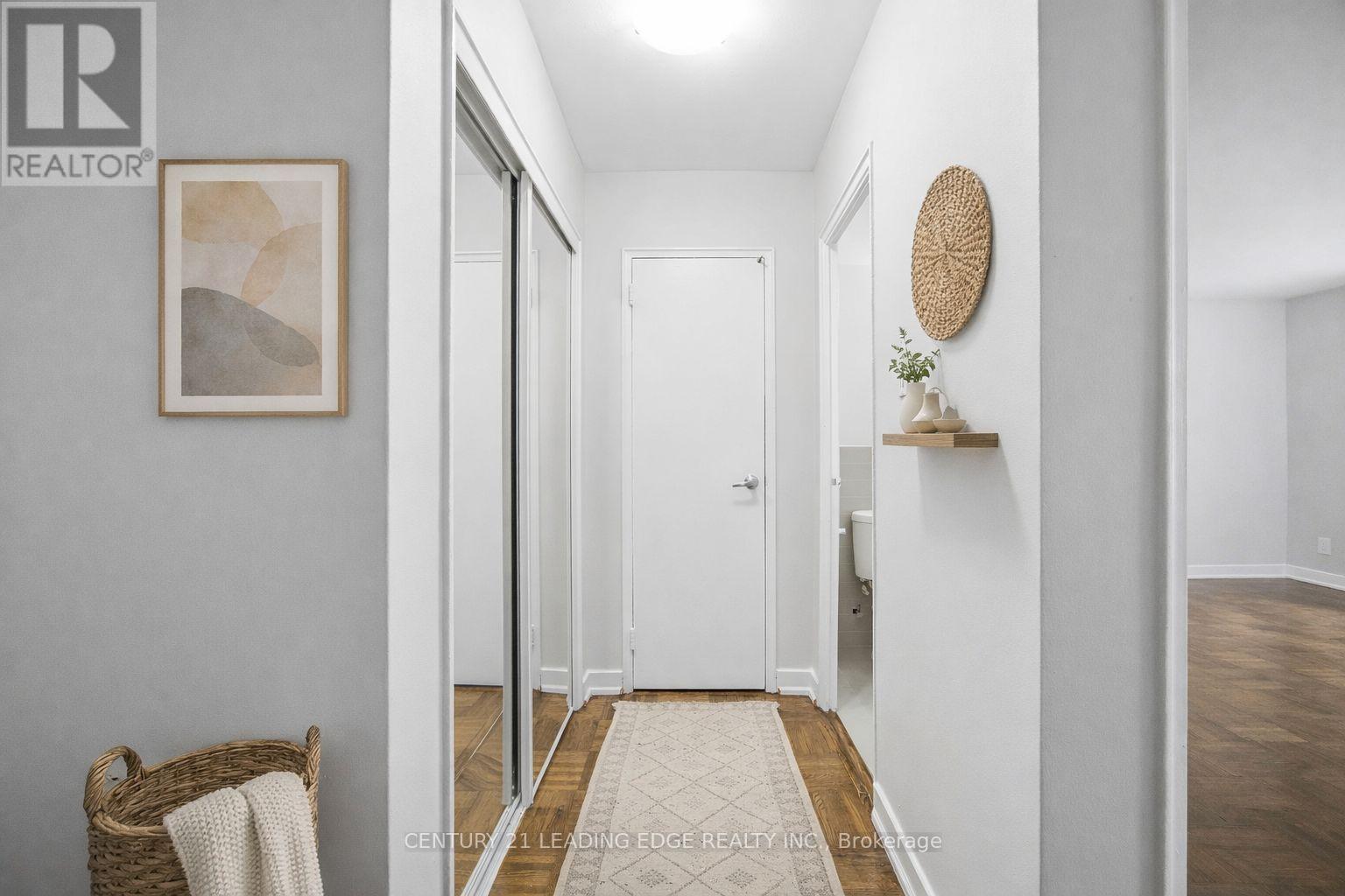 404 - 103 Avenue Road, Toronto, Ontario  M5R 2G9 - Photo 8 - C12916642