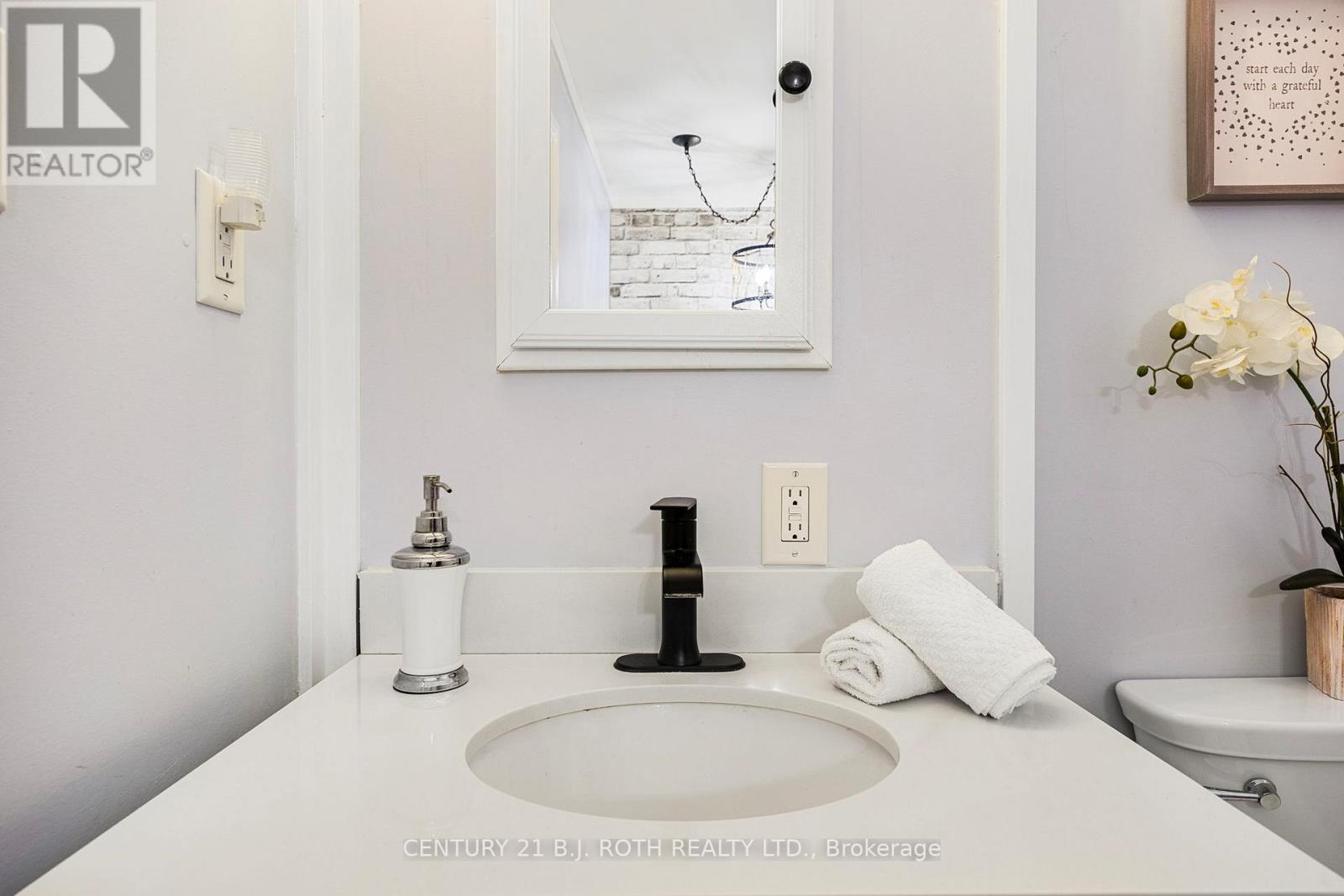 10 Allen Drive N, Wasaga Beach, Ontario  L9Z 1K5 - Photo 18 - S12916764