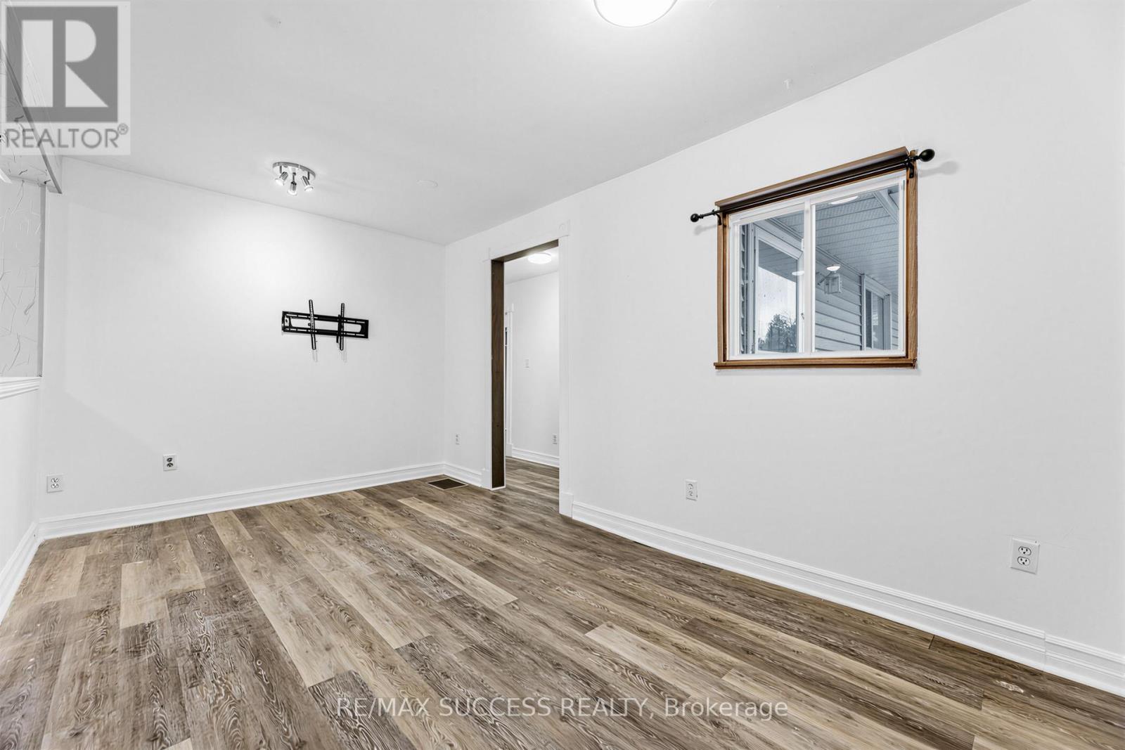 1711 St Johns Road, Innisfil, Ontario  L9S 1S9 - Photo 17 - N12904992