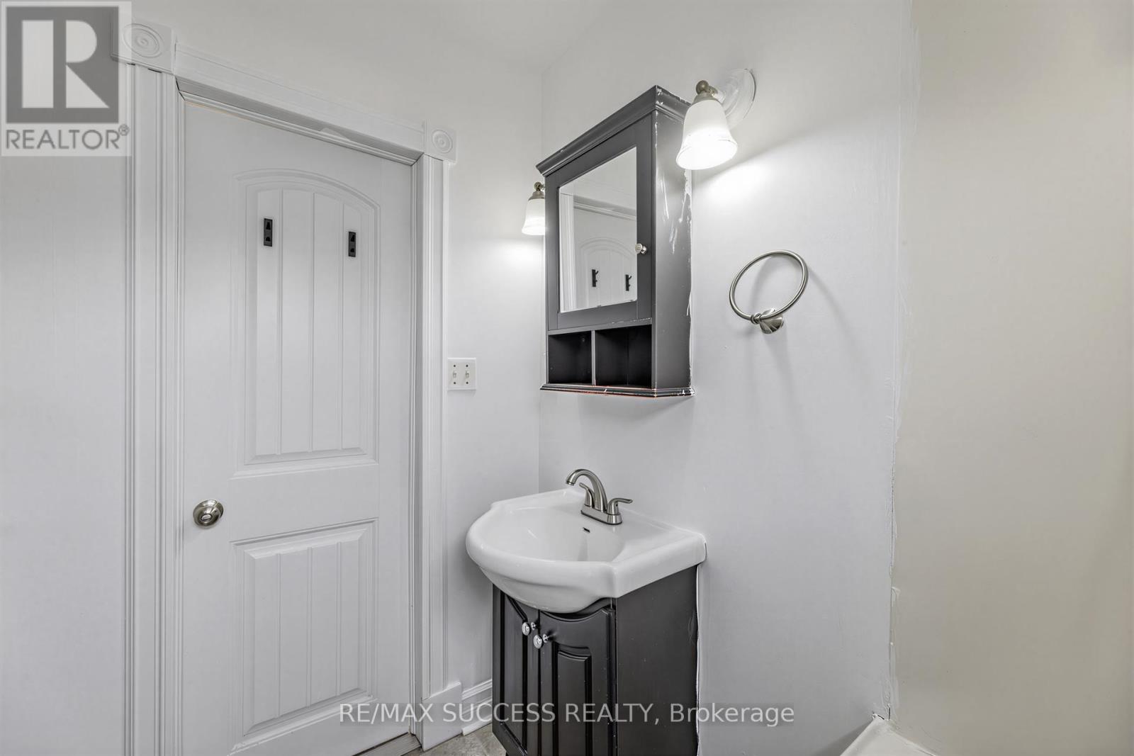 1711 St Johns Road, Innisfil, Ontario  L9S 1S9 - Photo 28 - N12904992