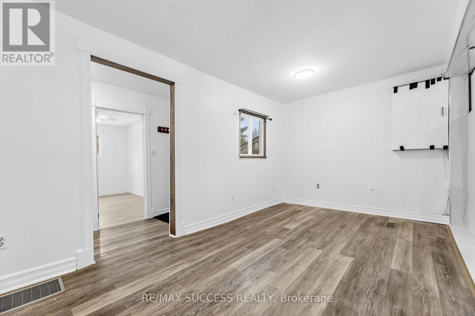 1711 St Johns Road, Innisfil, Ontario  L9S 1S9 - Photo 16 - N12904992