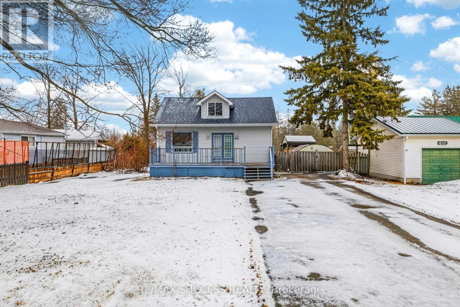 1711 St Johns Road, Innisfil, Ontario  L9S 1S9 - Photo 2 - N12904992