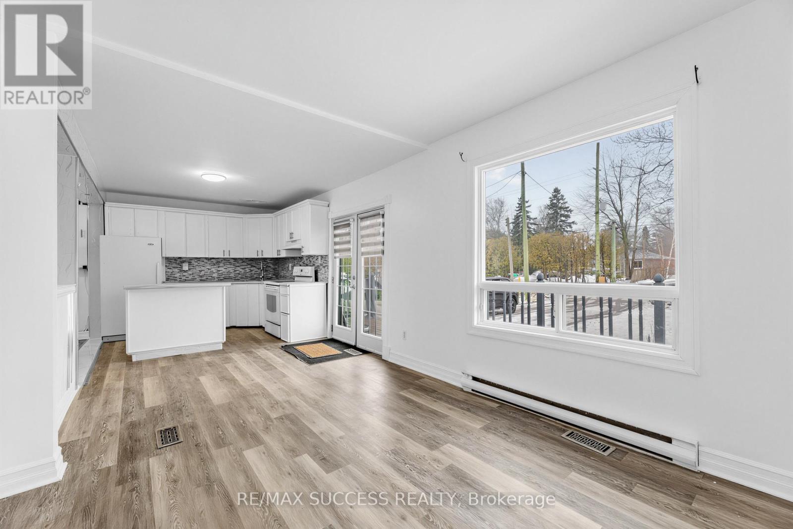 1711 St Johns Road, Innisfil, Ontario  L9S 1S9 - Photo 8 - N12904992