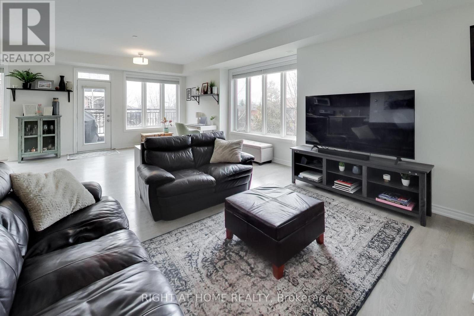 75 - 30 Carnation Avenue, Toronto, Ontario  M8V 0B8 - Photo 3 - W12915348