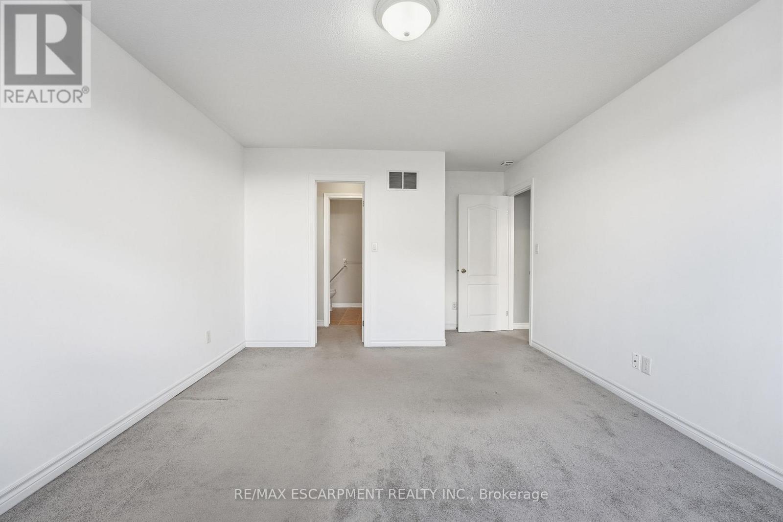 29 - 222 Fellowes Crescent, Hamilton, Ontario  L8B 0R1 - Photo 21 - X12750162