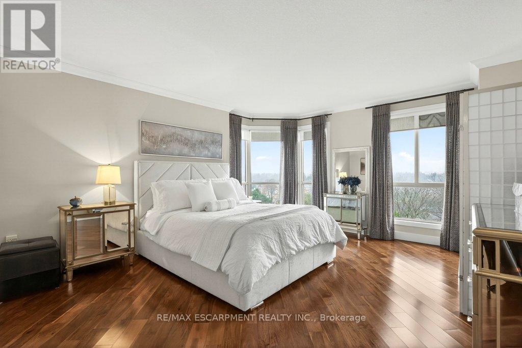 1001 - 1201 North Shore Boulevard E, Burlington, Ontario  L7S 1Z5 - Photo 21 - W12916624