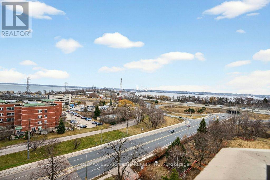 1001 - 1201 North Shore Boulevard E, Burlington, Ontario  L7S 1Z5 - Photo 31 - W12916624