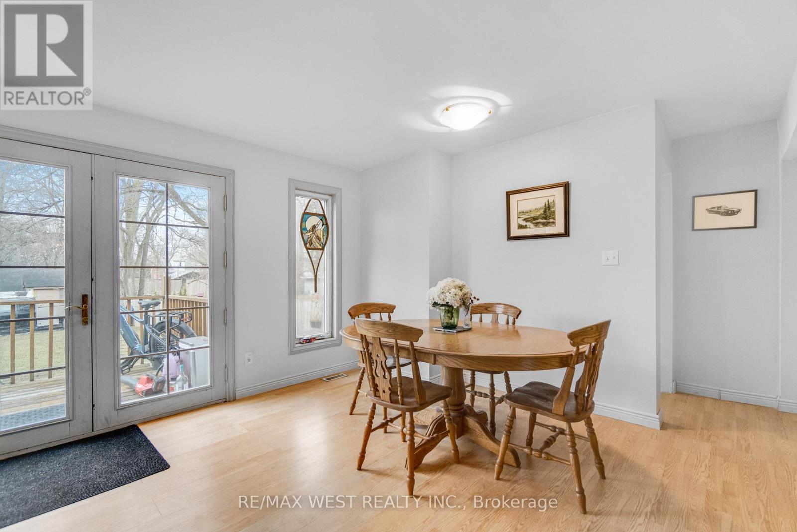 1518 Cawthra Road, Mississauga, Ontario  L5G 4L2 - Photo 4 - W12916672