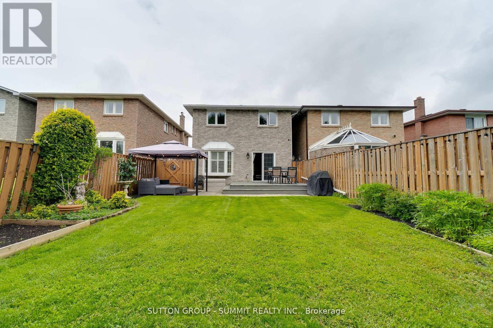 1624 Lewes Way, Mississauga, Ontario  L4W 3L2 - Photo 47 - W12916690