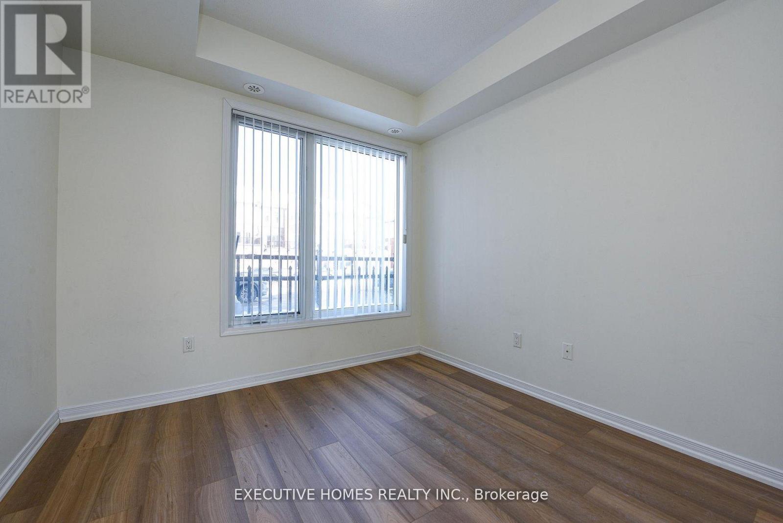 101 - 54 Sky Harbour Drive, Brampton, Ontario  L5Y 6B9 - Photo 10 - W12916762