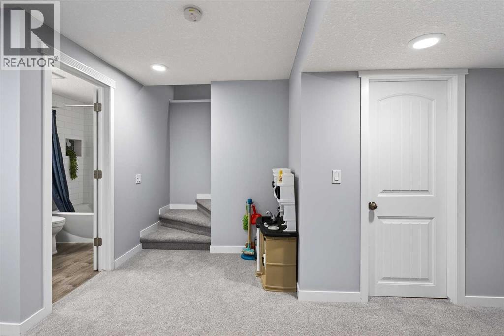 186 Covecreek Place Ne, Calgary, Alberta  T3K 0L3 - Photo 34 - A2294333