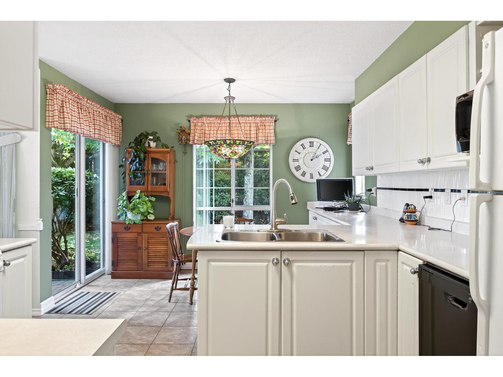 101 16275 15 Avenue, Surrey, British Columbia  V4A 1L4 - Photo 14 - R3102852