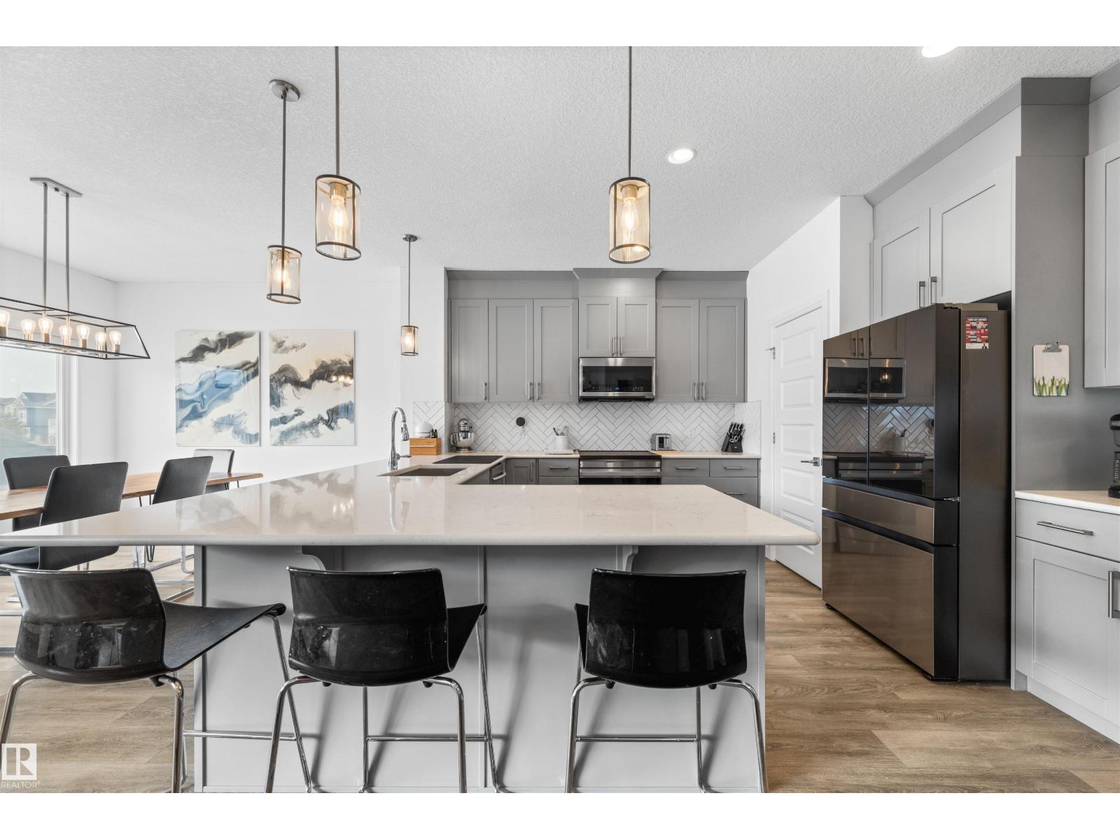 4917 Charles Pt Pt Sw, Edmonton, Alberta  T6W 3H1 - Photo 7 - E4478852