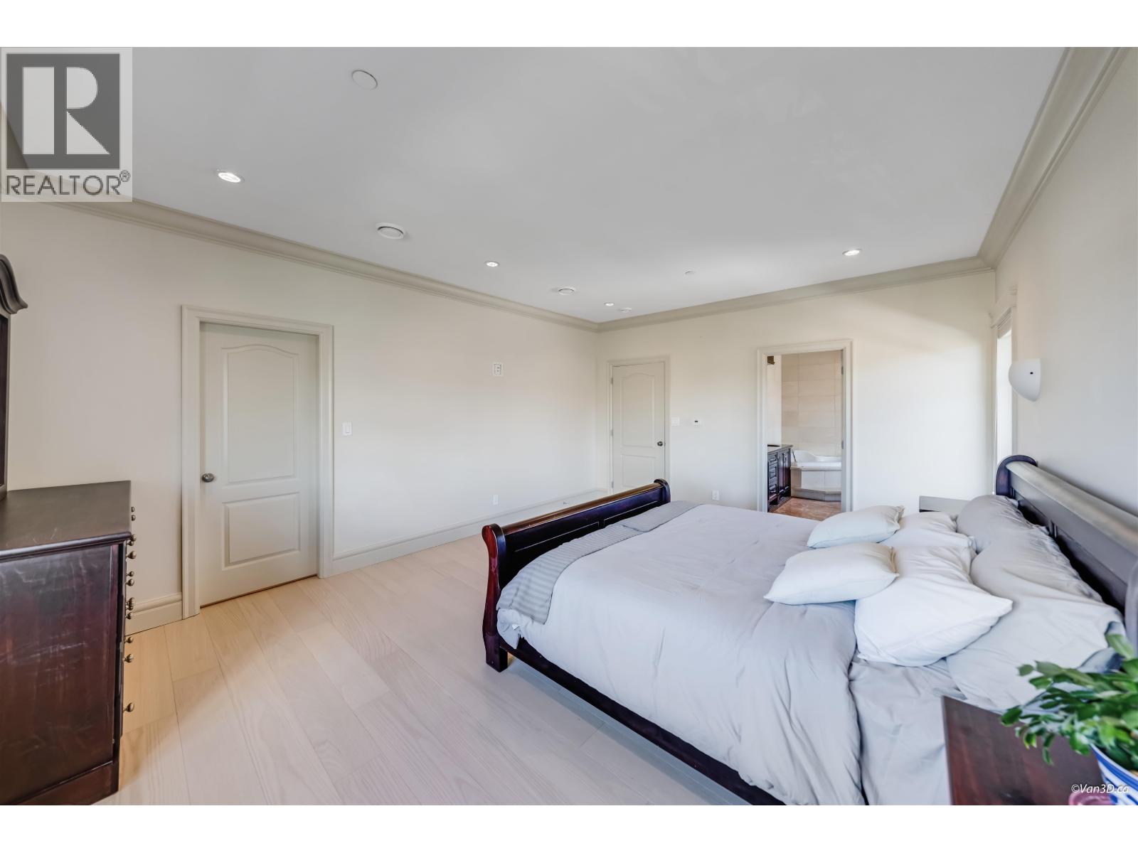 Listing Picture 20 of 40 : 6633 NEAL STREET, Vancouver / 溫哥華 - 魯藝地產 Yvonne Lu Group - MLS Medallion Club Member