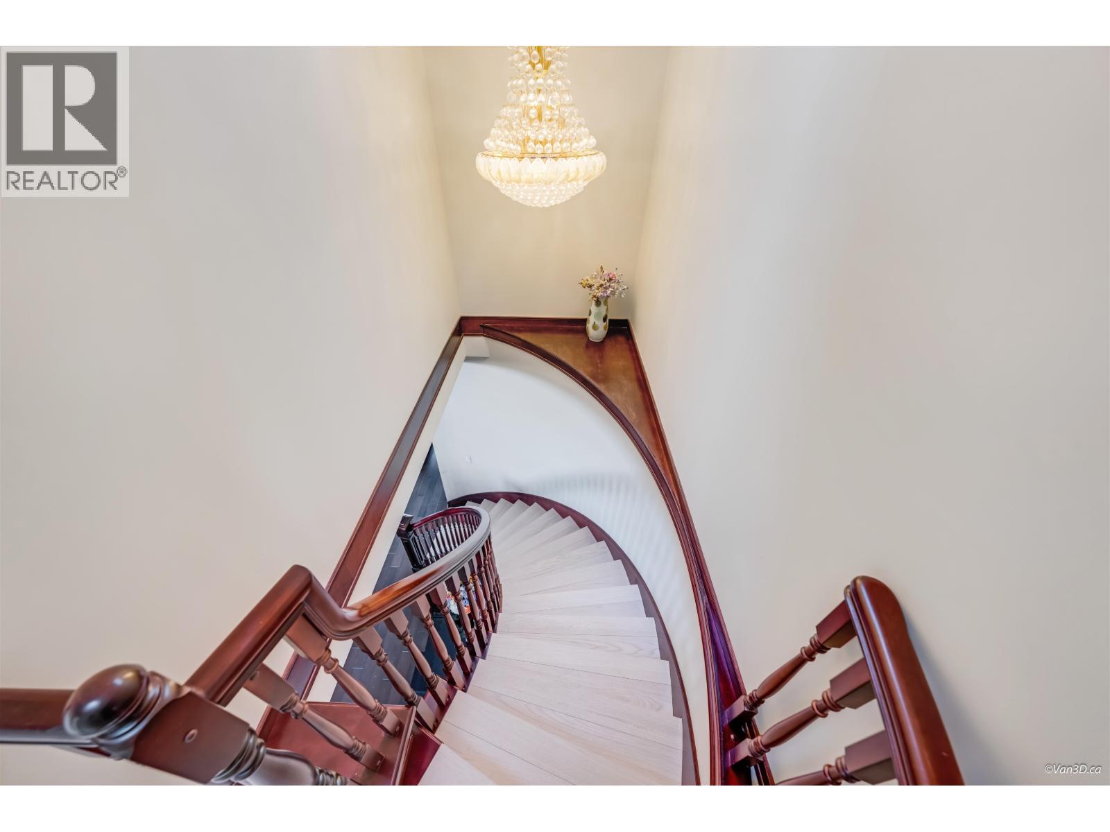 Listing Picture 15 of 40 : 6633 NEAL STREET, Vancouver / 溫哥華 - 魯藝地產 Yvonne Lu Group - MLS Medallion Club Member