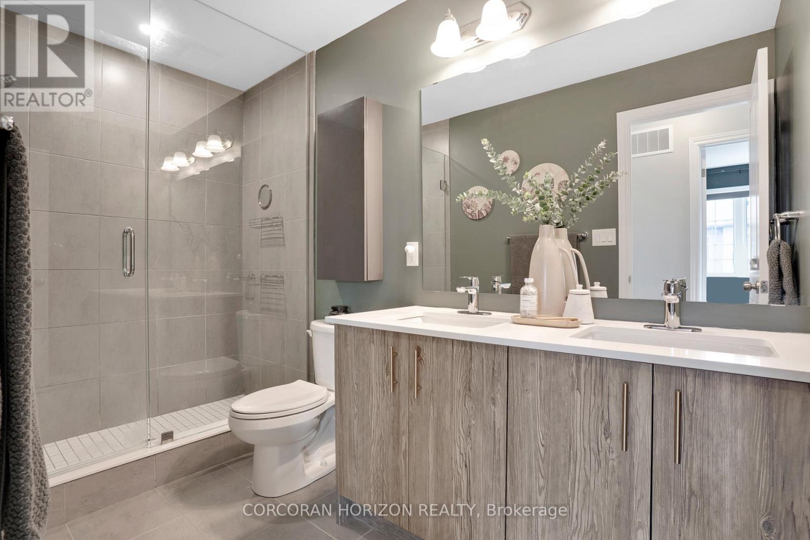 70 - 124 Compass Trail, Cambridge, Ontario  N3E 0E3 - Photo 31 - X12916598