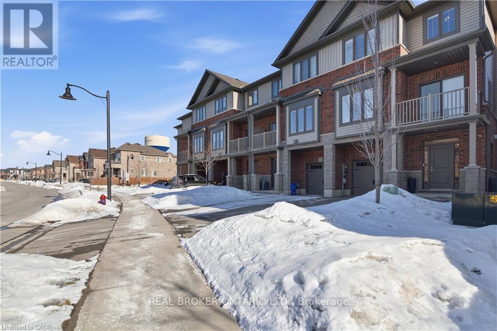 45 - 312 Humphrey Street, Hamilton, Ontario  L0R 2H1 - Photo 4 - X12916600