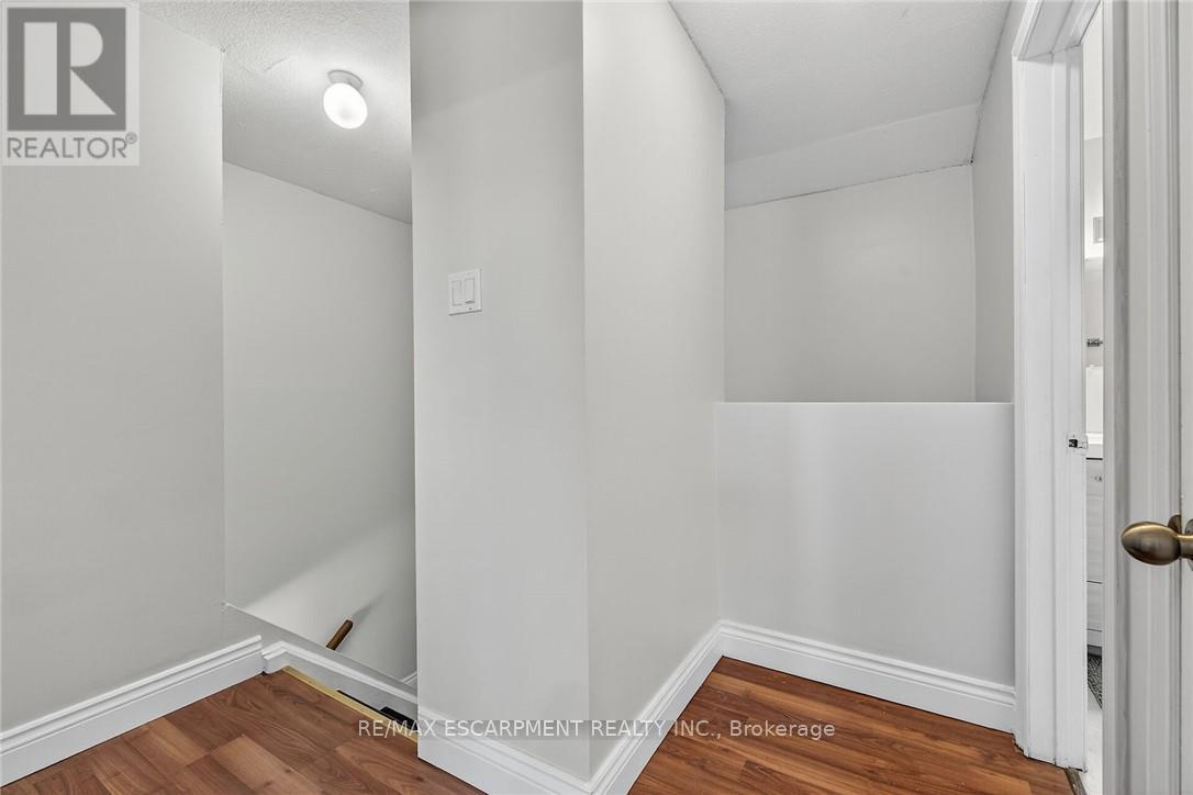 F8 - 500 Stone Church Road W, Hamilton, Ontario  L9B 1R2 - Photo 27 - X12916660