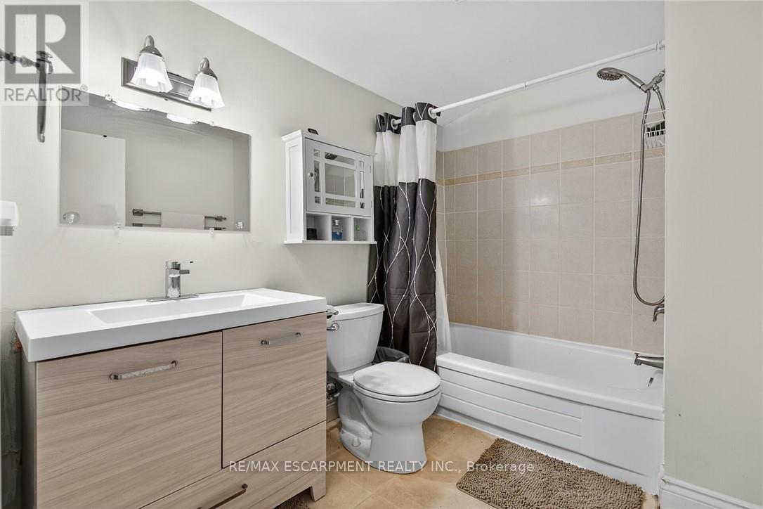 F8 - 500 Stone Church Road W, Hamilton, Ontario  L9B 1R2 - Photo 28 - X12916660