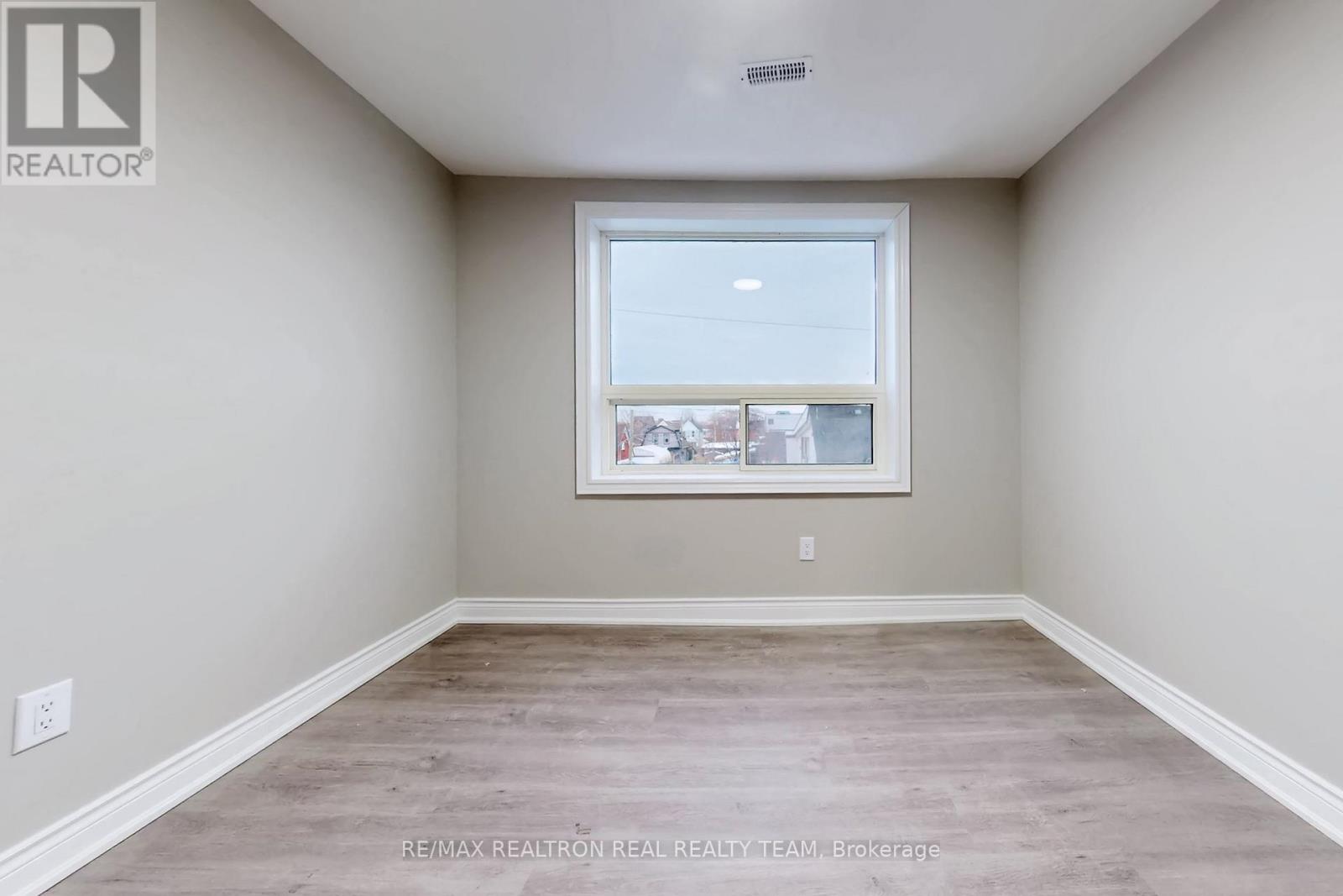 B3 - 195 Balmoral Avenue, Hamilton, Ontario  L8L 2J7 - Photo 11 - X12916664