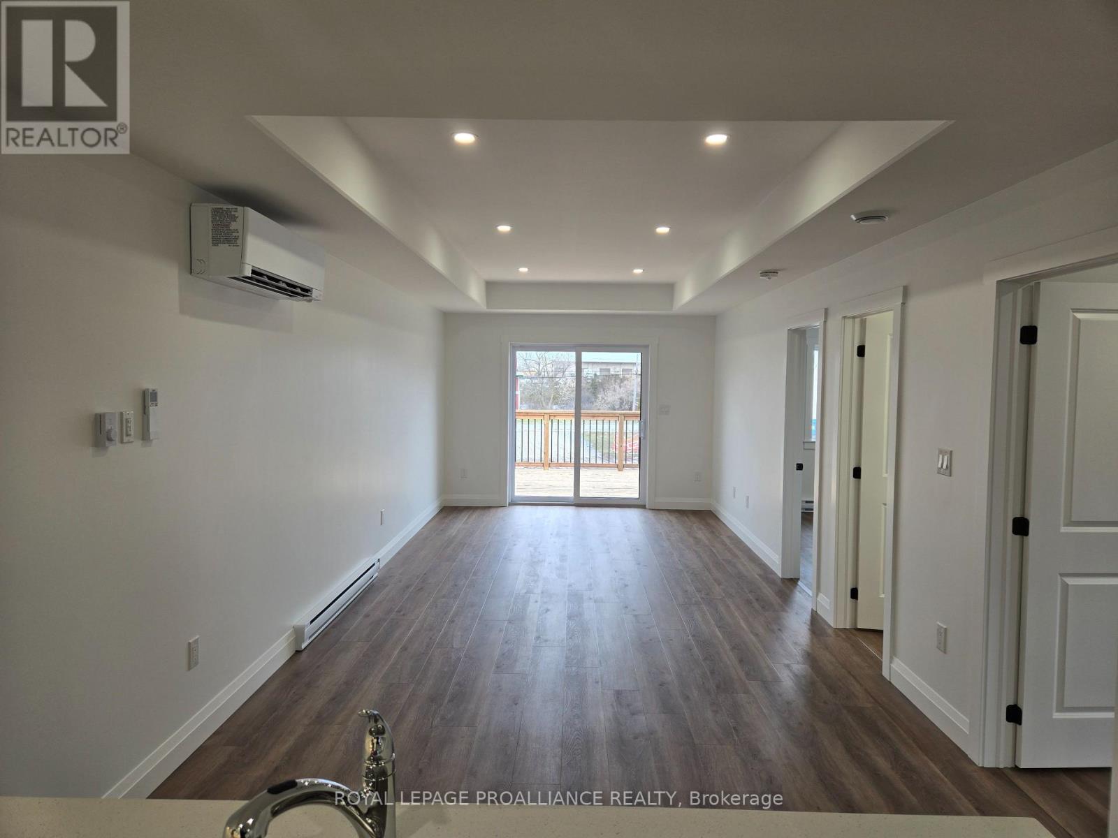 2 - 92 Lywood Street, Belleville, Ontario  K0K 1K0 - Photo 8 - X12776522