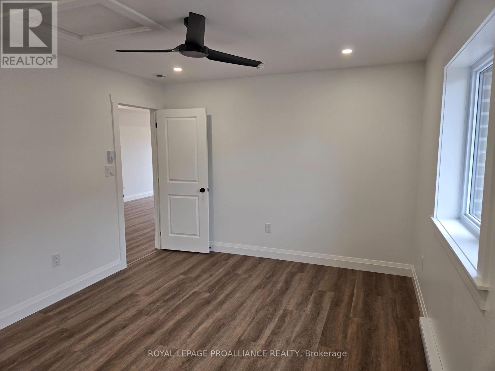 2 - 92 Lywood Street, Belleville, Ontario  K0K 1K0 - Photo 11 - X12776522