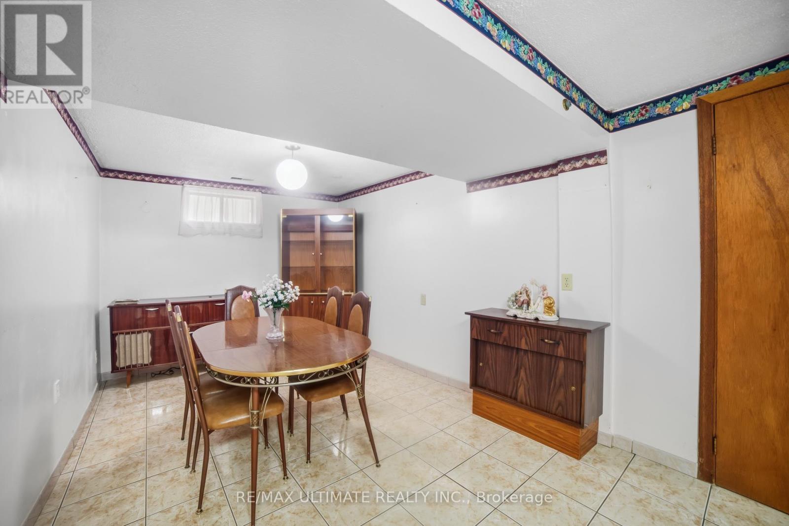 48 Savona Drive, Toronto, Ontario  M8W 4V1 - Photo 20 - W12915548