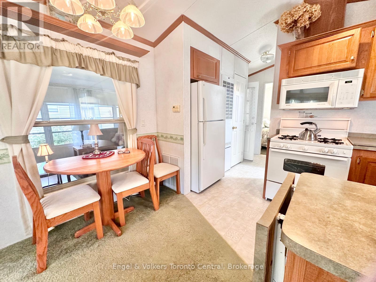 B6 - 7489 Sideroad 5 E, Wellington North, Ontario  N0G 2L0 - Photo 15 - X12881548