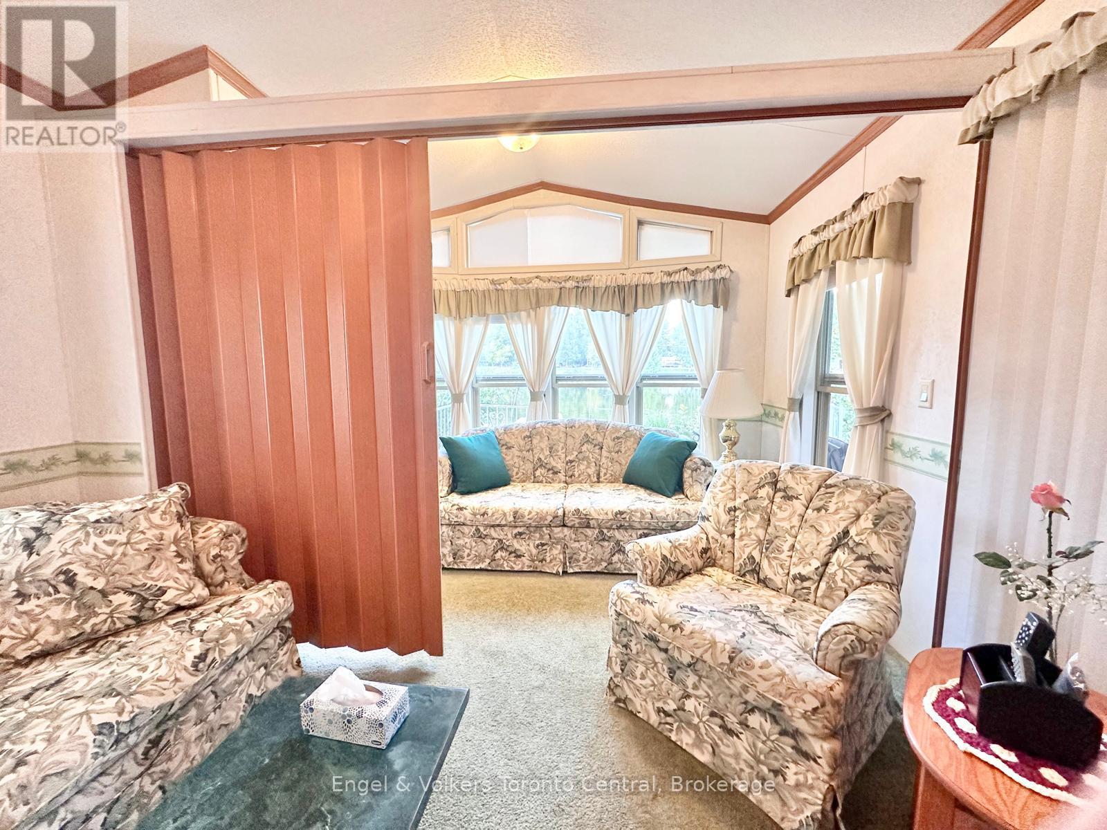 B6 - 7489 Sideroad 5 E, Wellington North, Ontario  N0G 2L0 - Photo 22 - X12881548