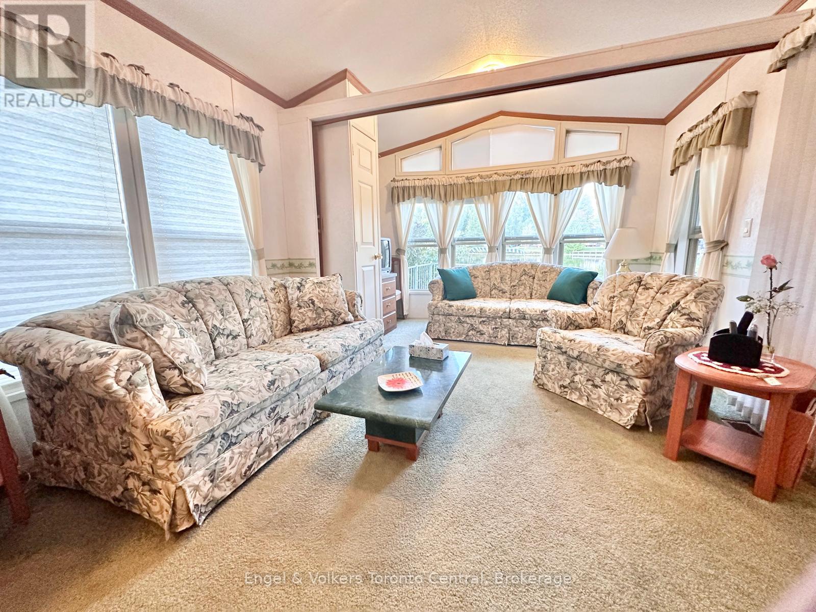 B6 - 7489 Sideroad 5 E, Wellington North, Ontario  N0G 2L0 - Photo 20 - X12881548