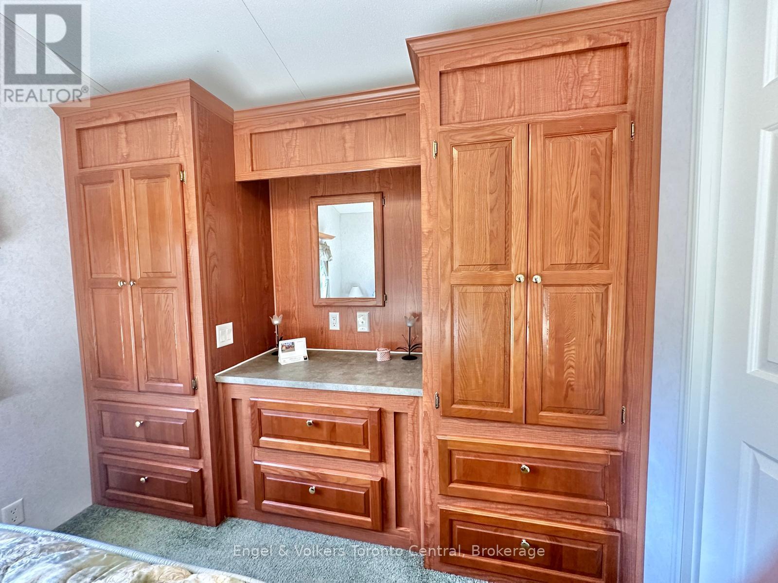 B6 - 7489 Sideroad 5 E, Wellington North, Ontario  N0G 2L0 - Photo 30 - X12881548