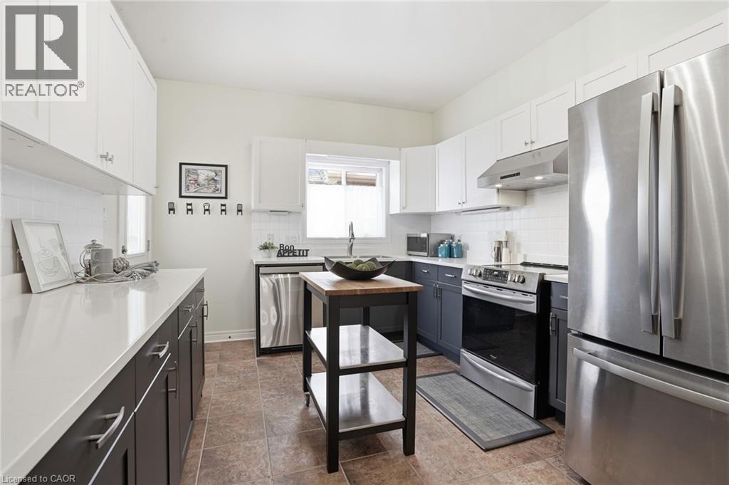 8407 Heikoop Crescent, Niagara Falls, Ontario  L2H 3J7 - Photo 9 - 40807495