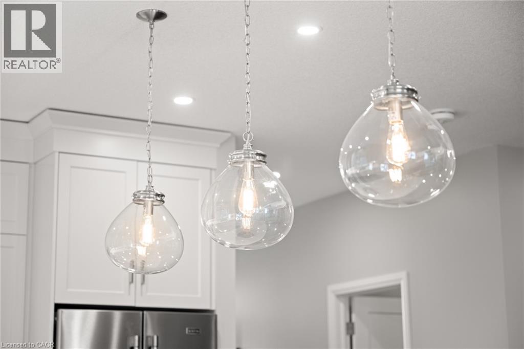 202 Timber Trail Road, Elmira, Ontario  N3B 0E4 - Photo 8 - 40811729