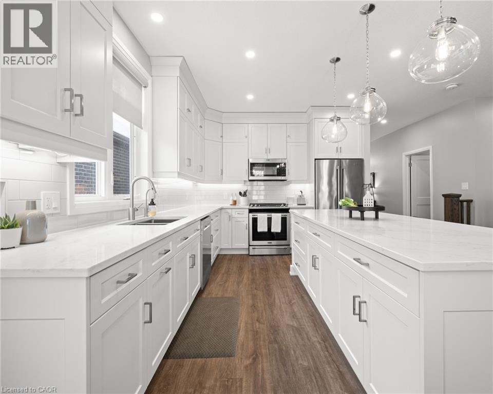 202 Timber Trail Road, Elmira, Ontario  N3B 0E4 - Photo 9 - 40811729