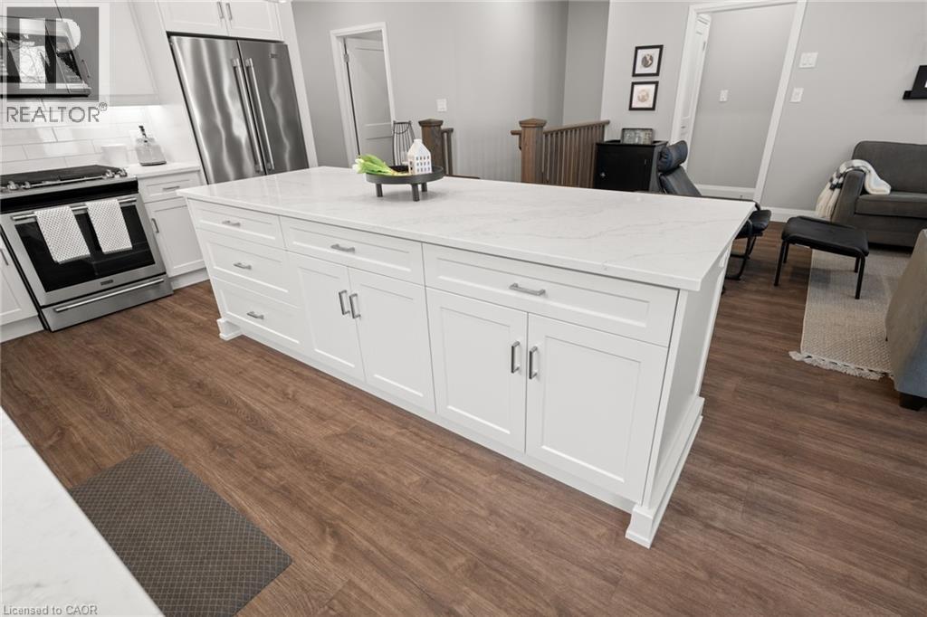 202 Timber Trail Road, Elmira, Ontario  N3B 0E4 - Photo 12 - 40811729