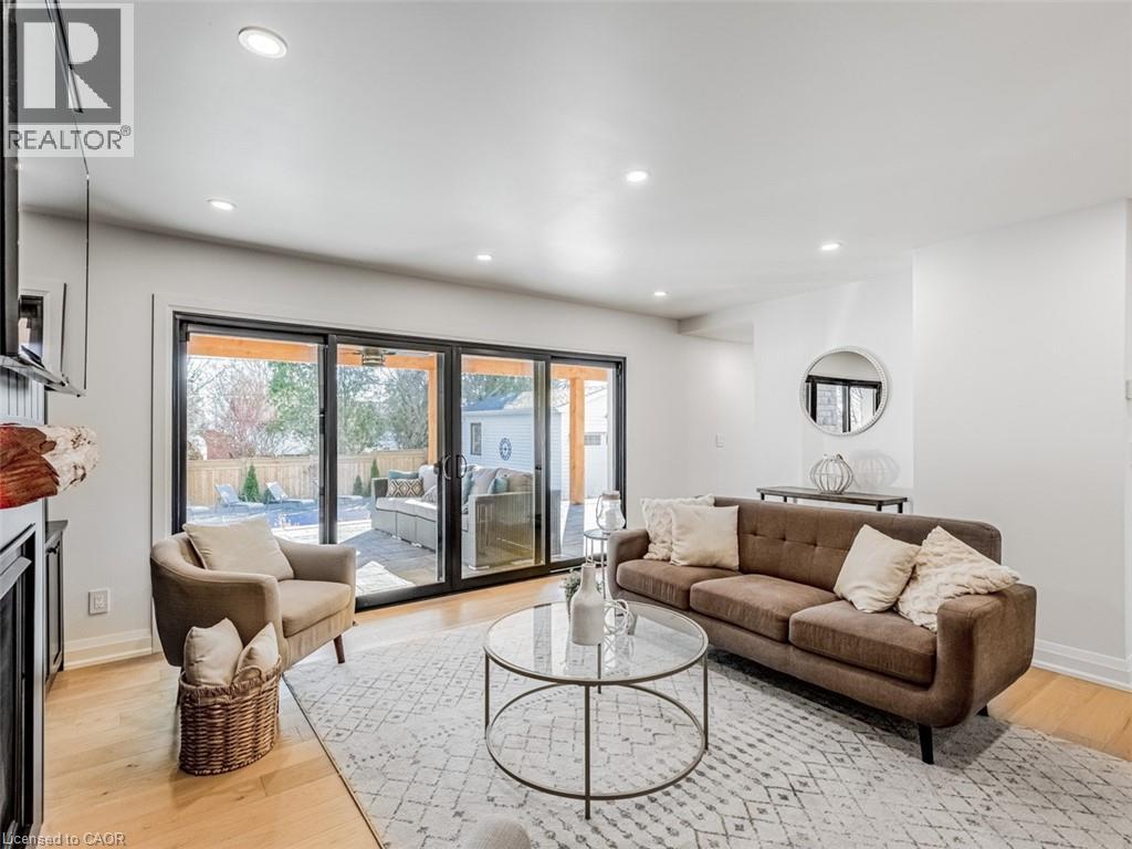 5502 Eaton Avenue, Burlington, Ontario  L7L 3S8 - Photo 14 - 40814731