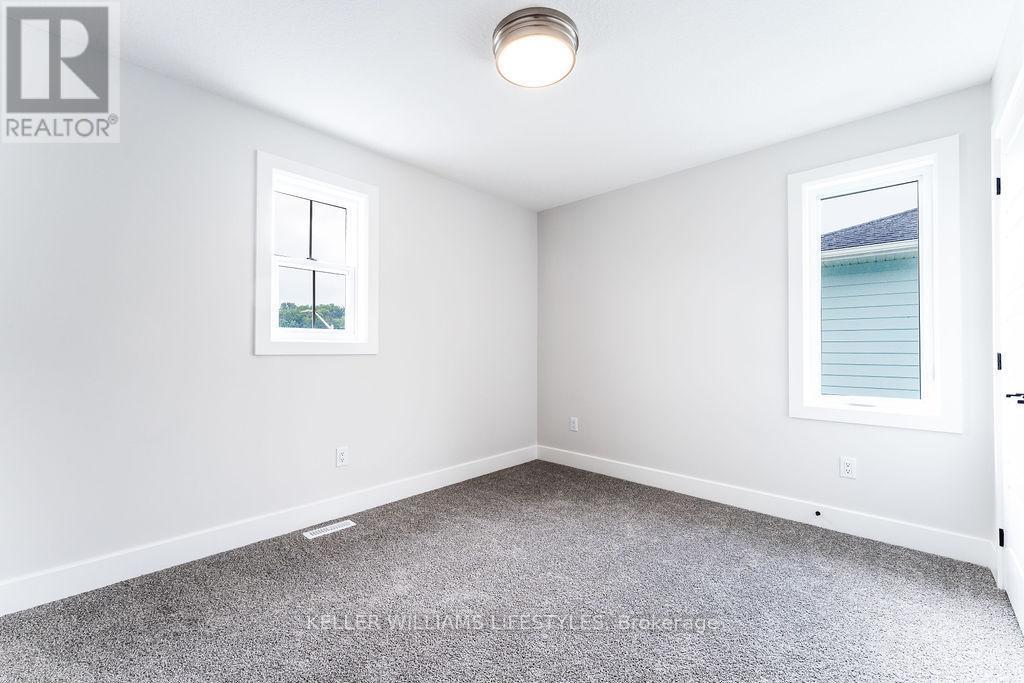 409 Breakwater Boulevard, Central Elgin, Ontario  N5L 0B5 - Photo 12 - X12916768