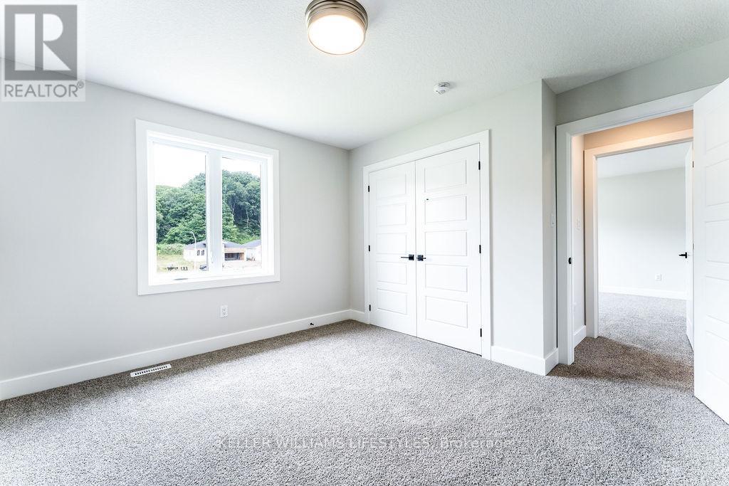 409 Breakwater Boulevard, Central Elgin, Ontario  N5L 0B5 - Photo 17 - X12916768