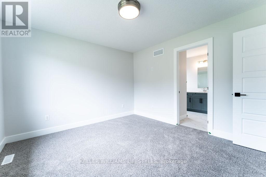 409 Breakwater Boulevard, Central Elgin, Ontario  N5L 0B5 - Photo 19 - X12916768