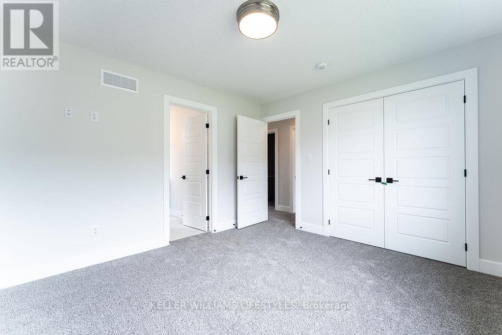 409 Breakwater Boulevard, Central Elgin, Ontario  N5L 0B5 - Photo 20 - X12916768