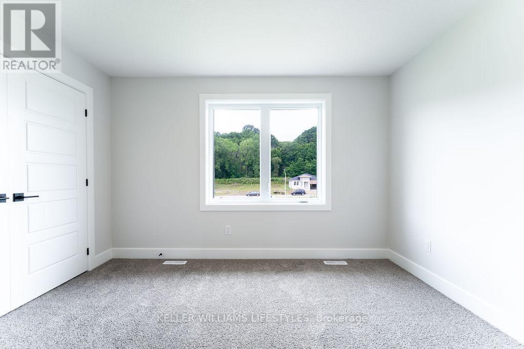 409 Breakwater Boulevard, Central Elgin, Ontario  N5L 0B5 - Photo 24 - X12916768
