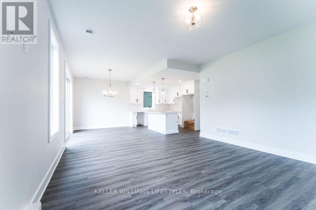 409 Breakwater Boulevard, Central Elgin, Ontario  N5L 0B5 - Photo 7 - X12916768