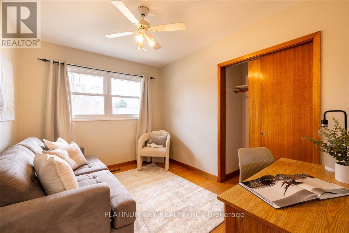 Photo 13 of 21 for 196 Mckellar Street