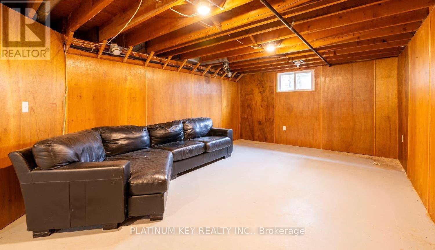 Photo 16 of 21 for 196 Mckellar Street