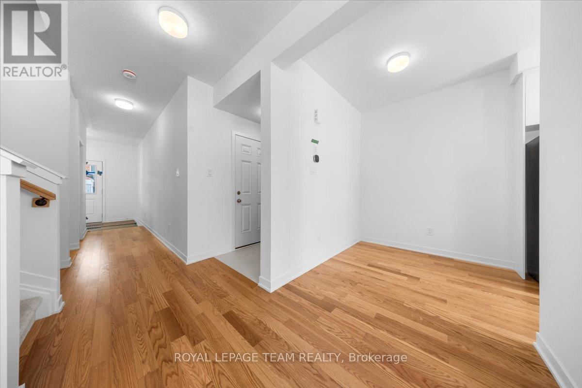 737 Tincture Place, Ottawa, Ontario  K2W 0P2 - Photo 10 - X12916812