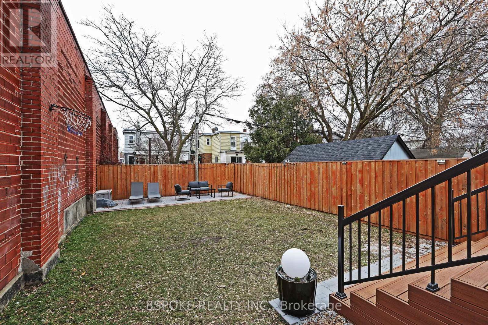 Main - 707 Mortimer Avenue, Toronto, Ontario  M4C 2K1 - Photo 31 - E12916650